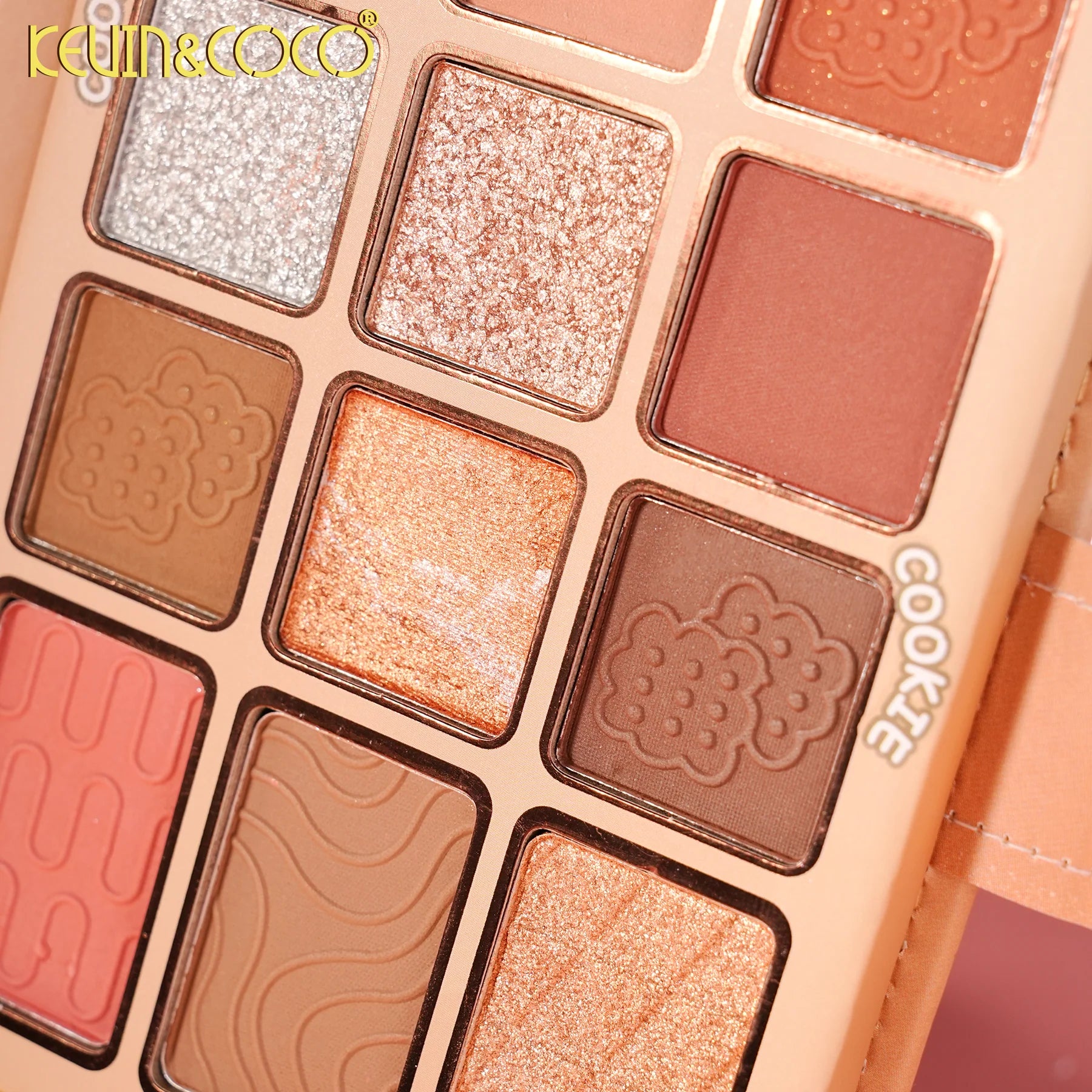 Set de Paleta de Sombras y Brochas Cookie
